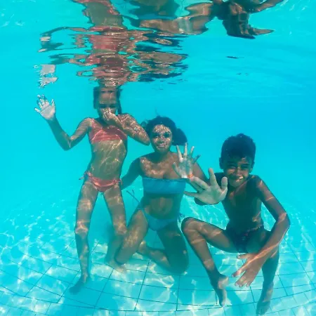 Sikania Eco אתר נופש 4*