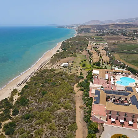 אתר נופש Sikania Eco 4*